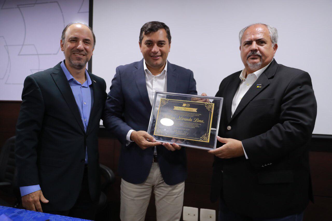 Wilson Lima fortalece diálogo com o setor produtivo durante reunião na CDL Manaus
