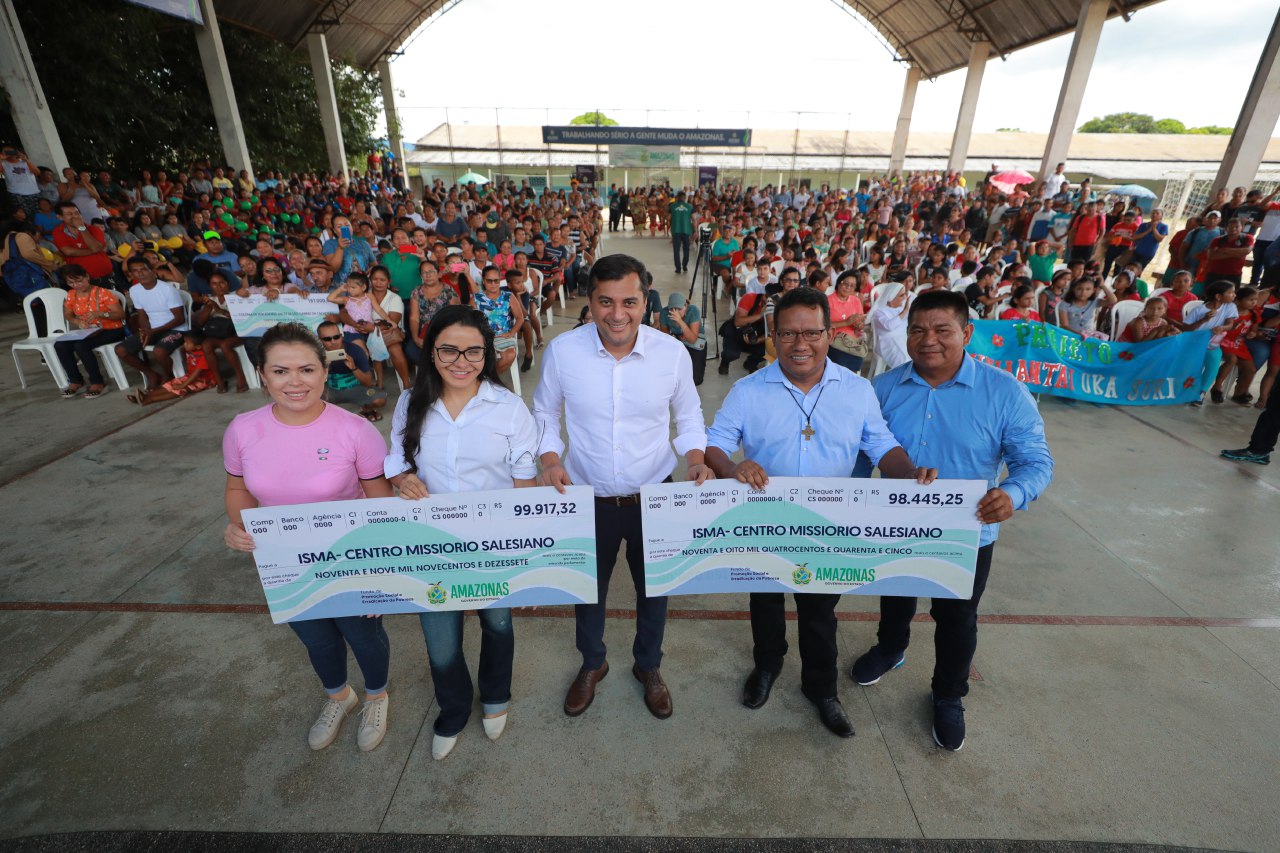 Em São Gabriel da Cachoeira, Wilson Lima beneficia associações com investimento de quase R$ 400 mil