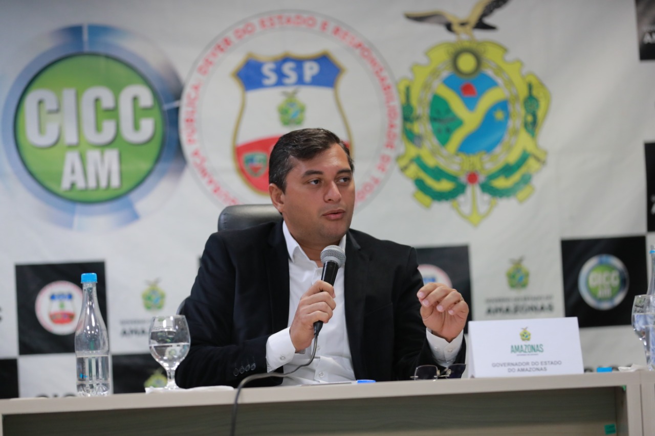 Governador Wilson Lima assina novo decreto e amplia suspensão de aulas para mais 14 cidades do Amazonas