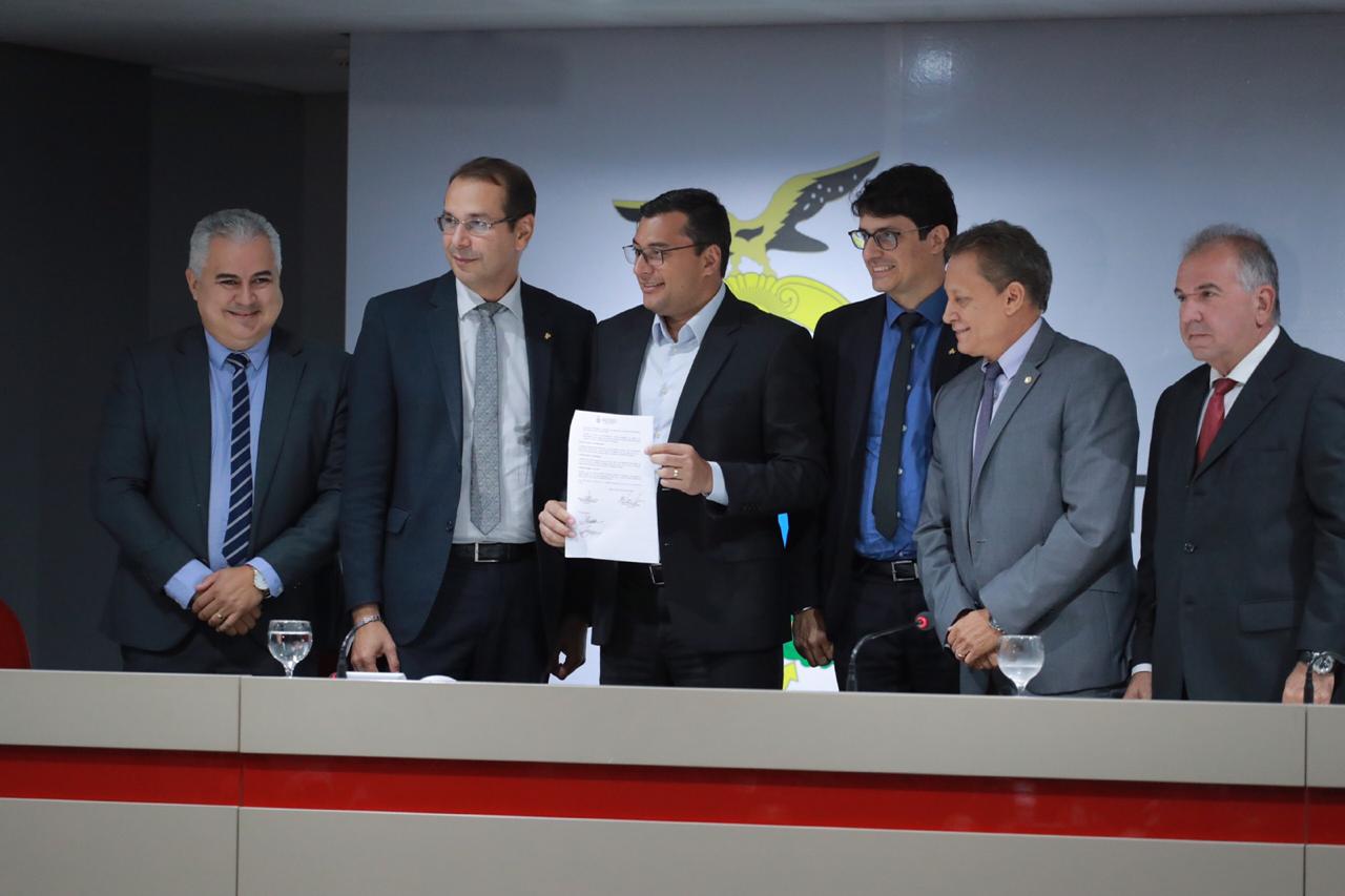 Wilson Lima assina protocolo de intenções com Banco da Amazônia para impulsionar negócios sustentáveis no AM
