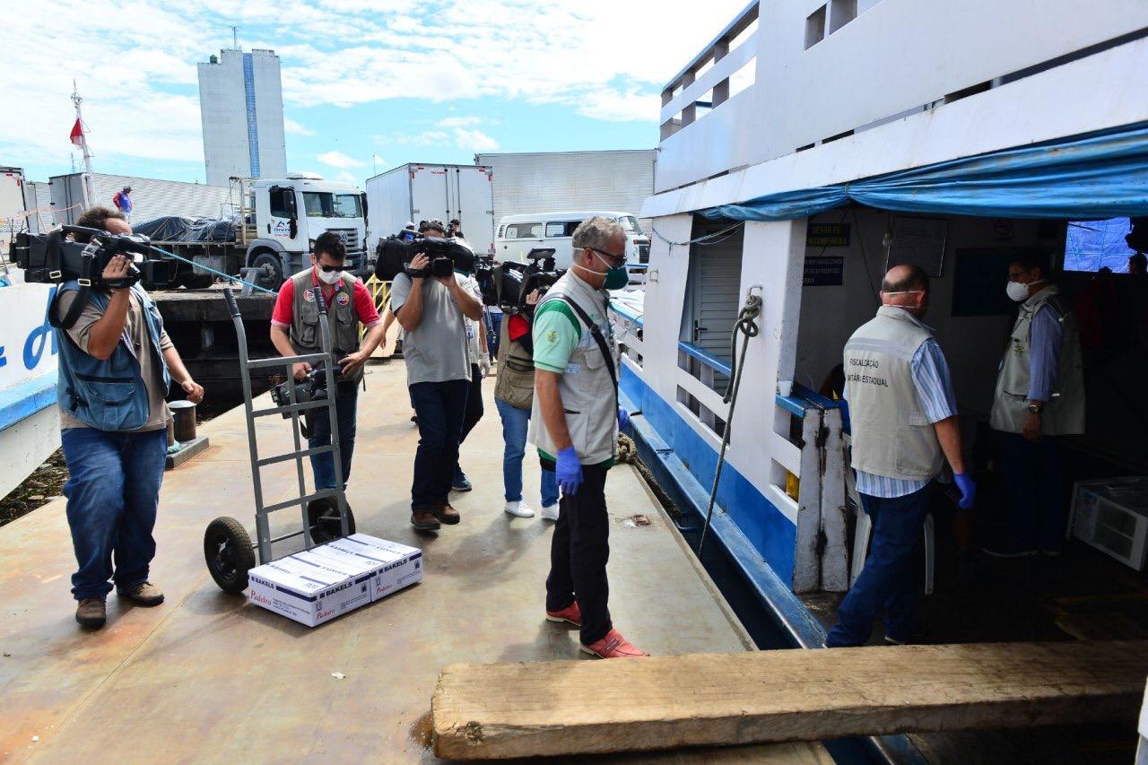 FVS passa a monitorar remotamente passageiros de barcos que chegam em Manaus
