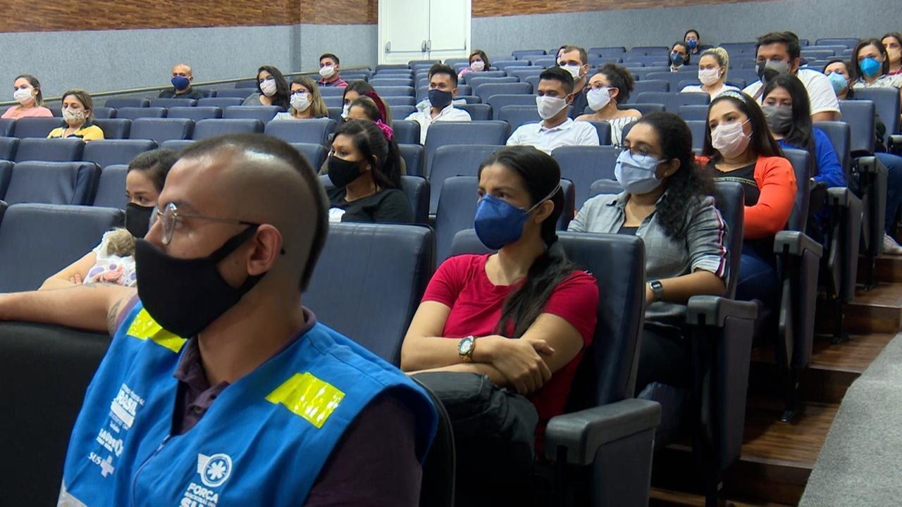 Profissionais da saúde contratados pelo Governo Federal recebem capacitação para atuar no enfrentamento à Covid-19, em Manaus
