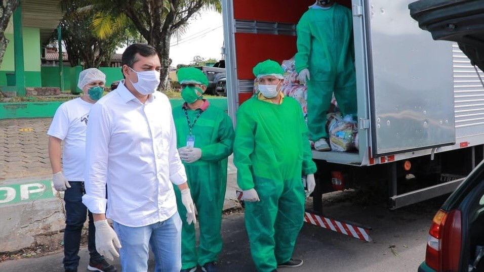 Governador Wilson Lima participa de entrega de cestas básicas para instituições