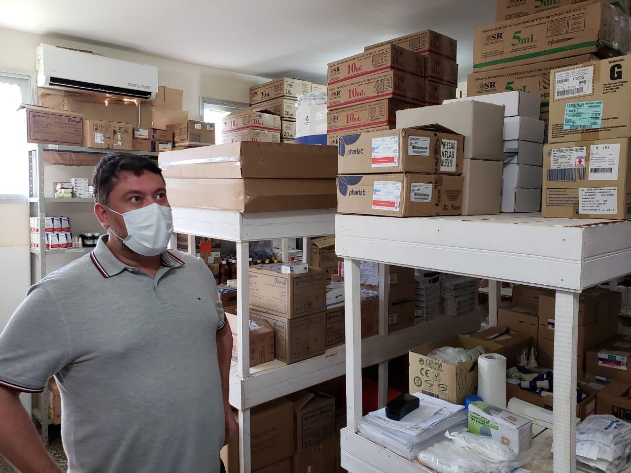 Governo do Amazonas entrega respiradores e equipamentos para leitos de UCI em Boca do Acre