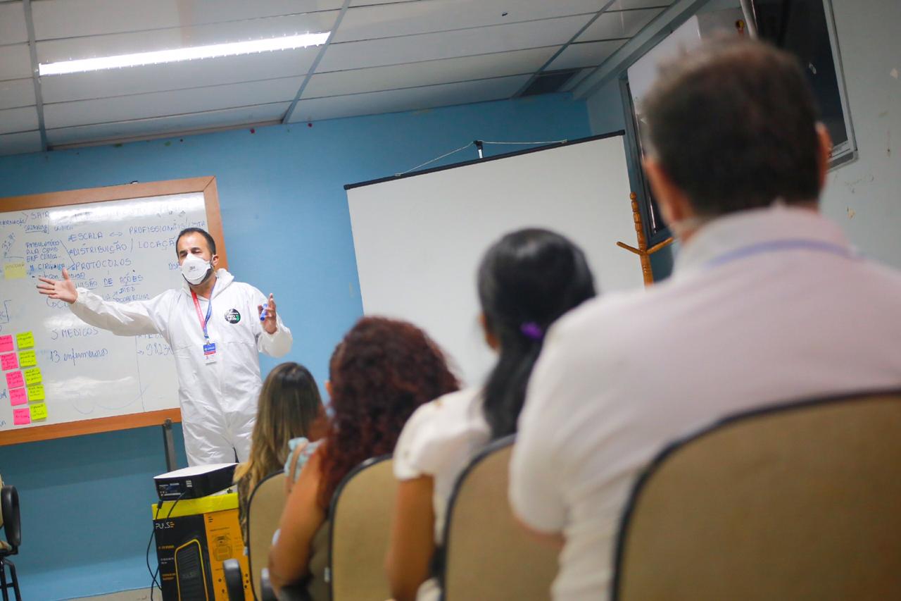 Covid-19: Profissionais do programa ‘Brasil Conta Comigo’ começam a atuar no Hospital e Pronto-Socorro Platão Araújo