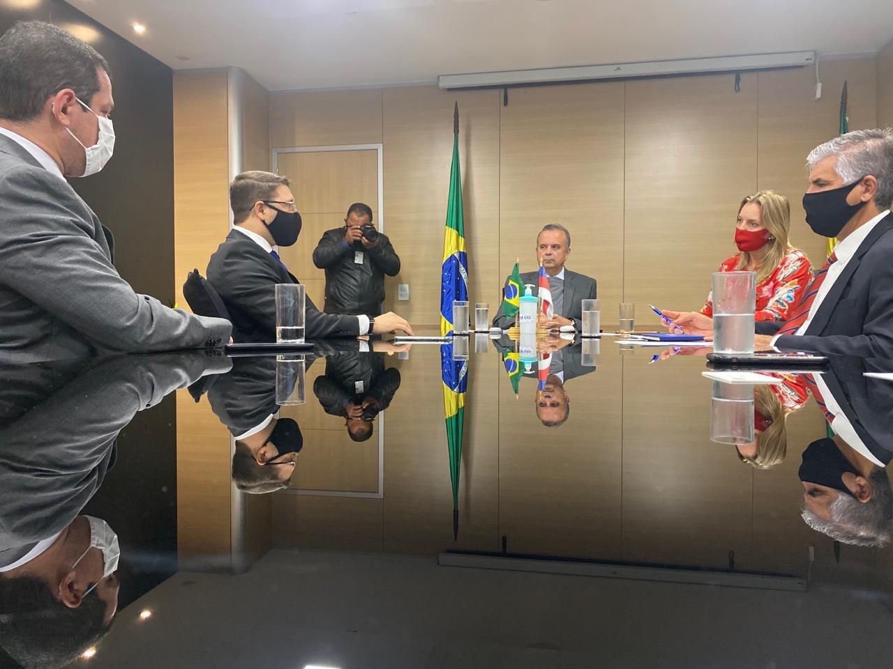 Vice-governador Carlos Almeida apresenta programa de moradia do Amazonas ao Ministério do Desenvolvimento Regional