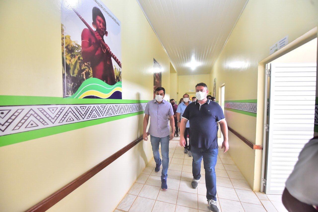 Governador Wilson Lima inaugura ala hospitalar para atender pacientes indígenas em Atalaia do Norte