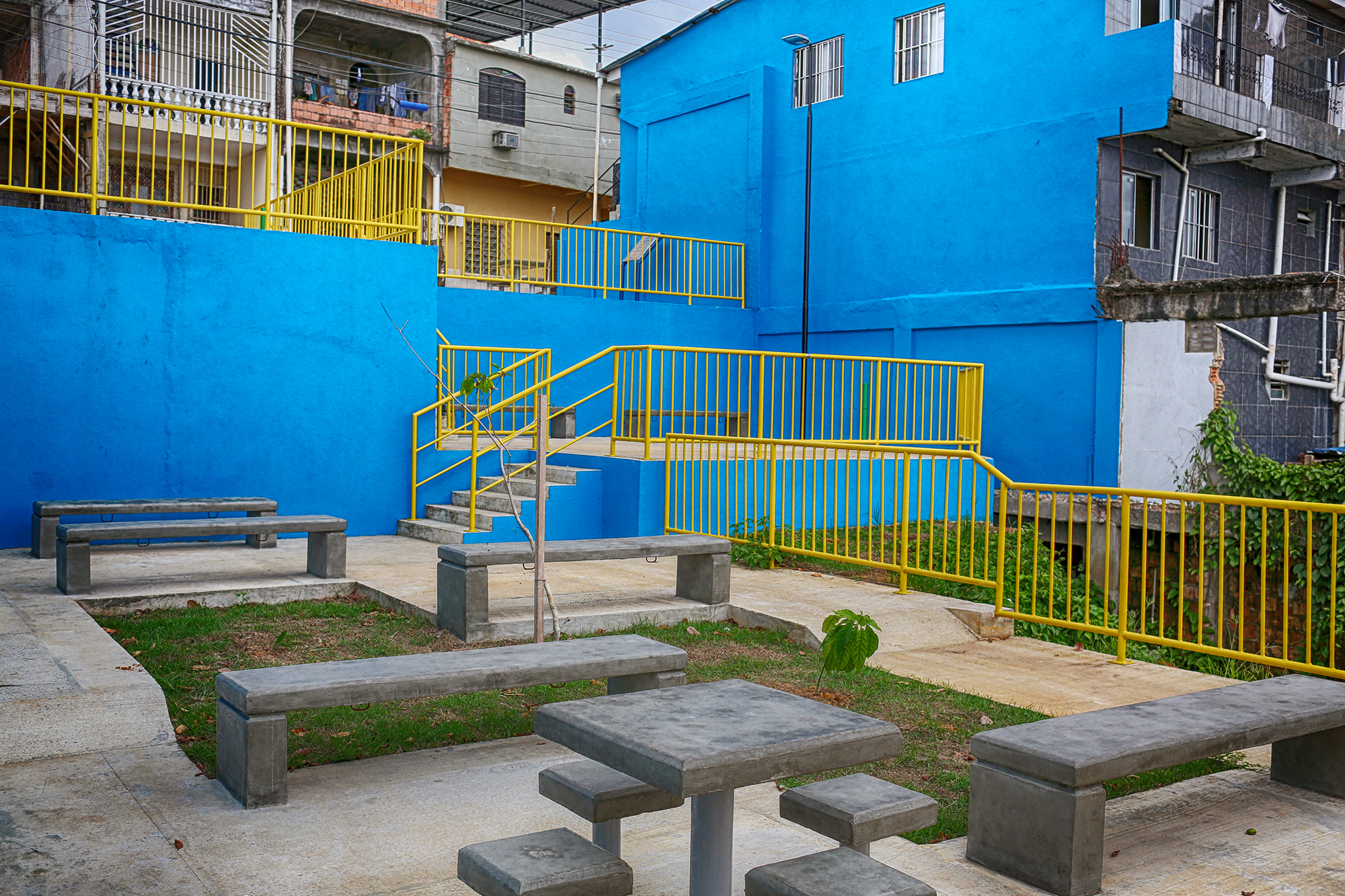 Prosamim conclui novas praças no bairro do São Raimundo