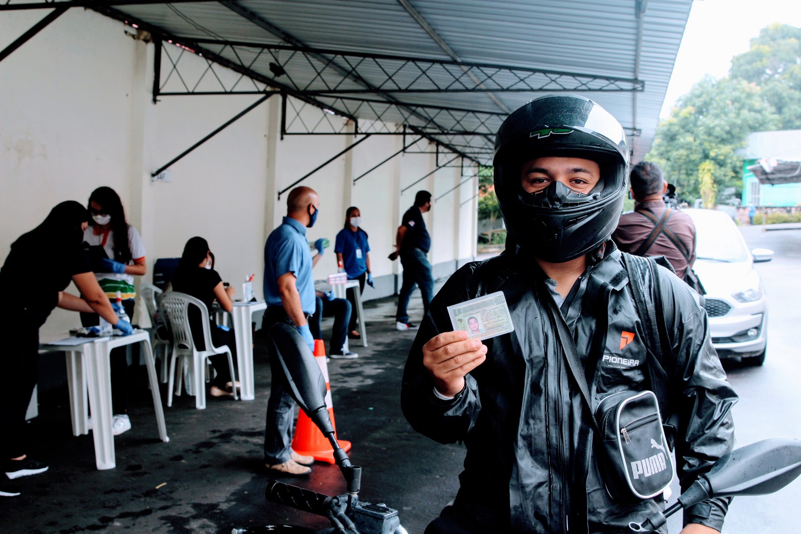 Primeiro dia de entrega de CNH tem apenas 15% de faltosos