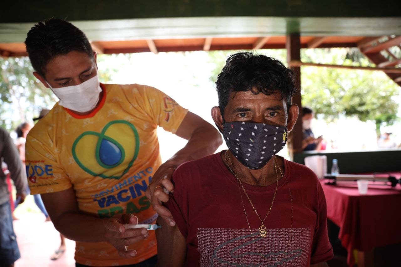 Governo do Amazonas e FAS iniciam projeto pioneiro que prevê vacinação integral em comunidades ribeirinhas