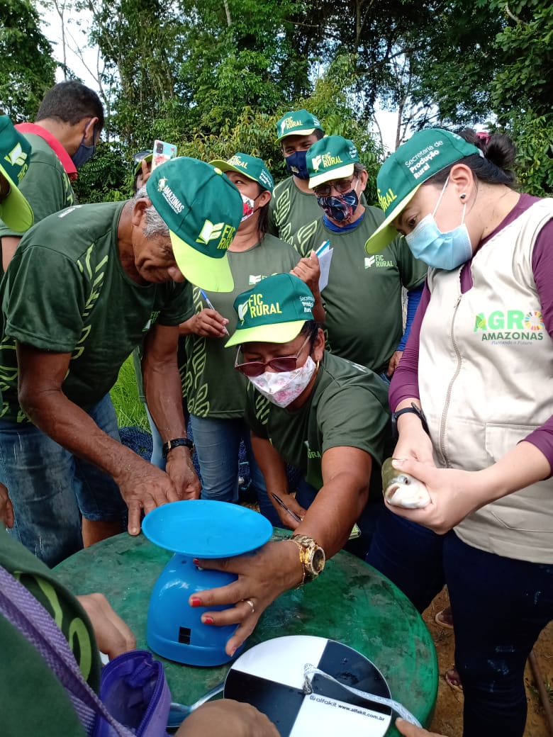 Sepror realiza capacitação de piscicultores do Puraquequara