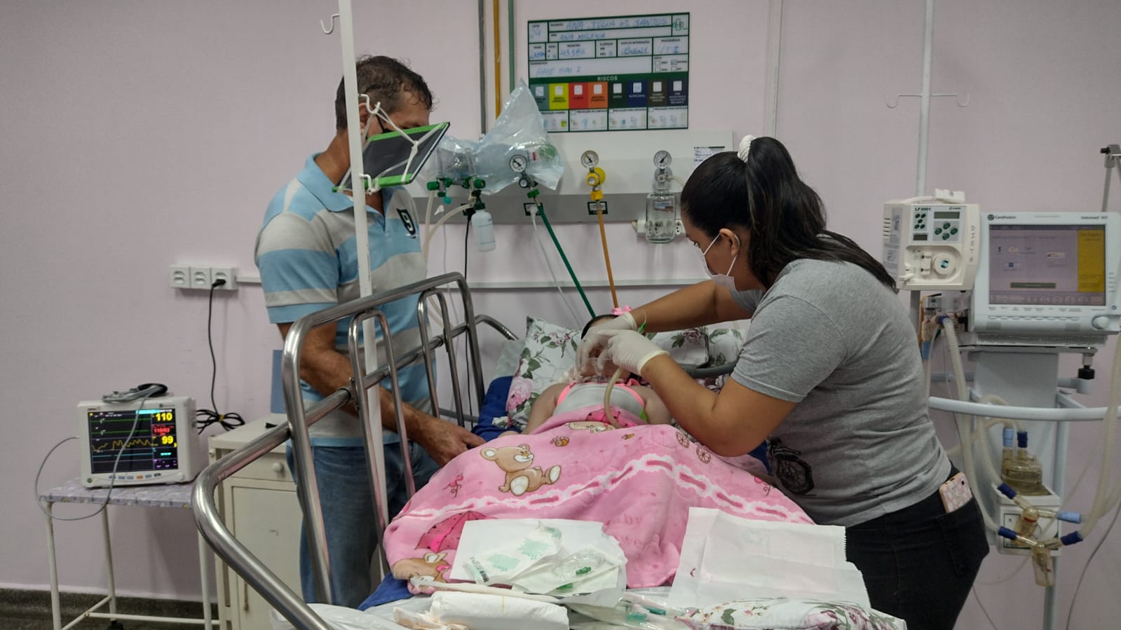 Criança com AME recebe alta do Hospital Infantil Dr. Fajardo