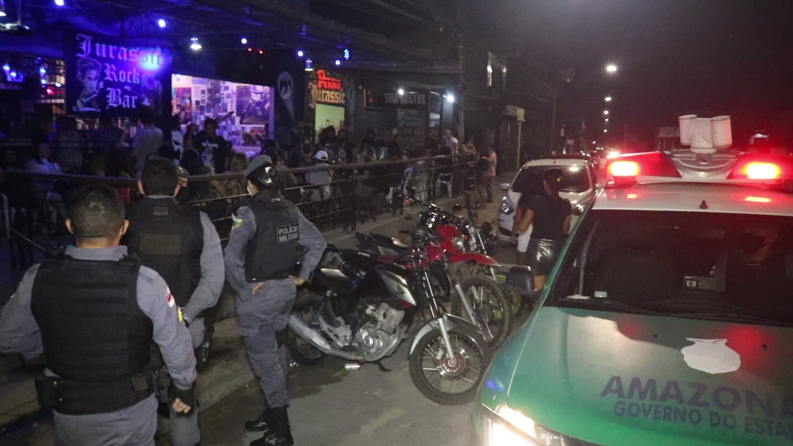 CIF autua quatro estabelecimentos e fecha festa clandestina na zona norte de Manaus