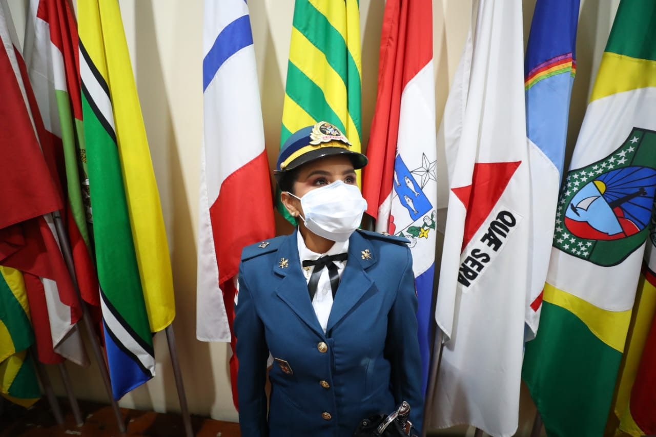 Wilson Lima participa de formatura de bombeiros militares do quadro de saúde
