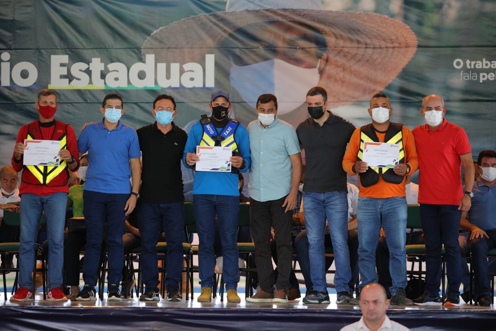 Com 3,7 mil famílias contempladas, Wilson Lima inicia entrega do Auxílio Estadual em Humaitá