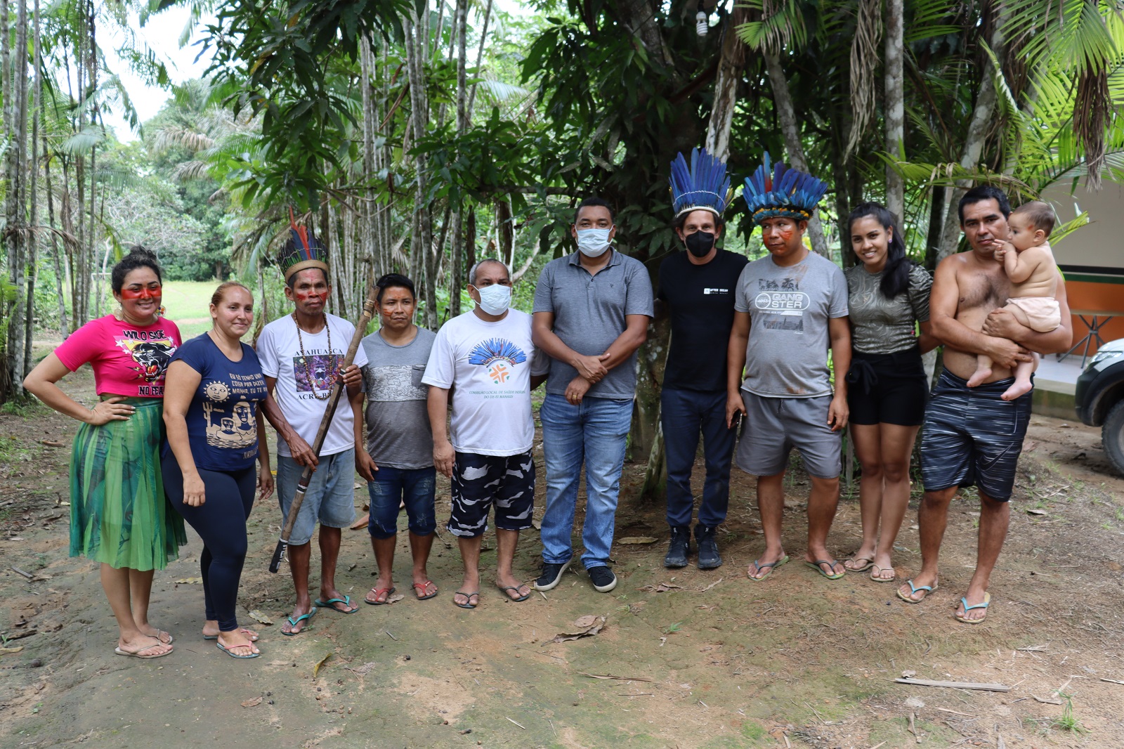 Governo do Amazonas entrega à Comunidade Indígena Beija-Flor 6 milhões de sementes de árvores