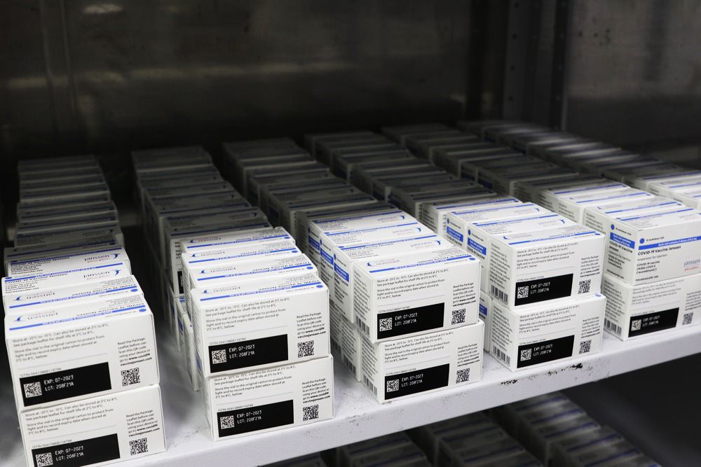 Amazonas recebeu mais de 109 mil doses de vacina contra Covid-19, nesta terça-feira (15/02)