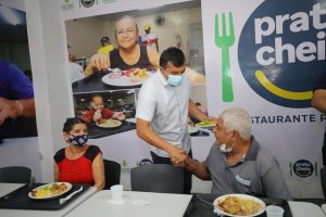 Governador Wilson Lima reinaugura Prato Cheio do bairro Compensa revitalizado, nesta segunda-feira