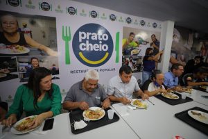 Governador Wilson Lima reinaugura Prato Cheio do bairro Compensa revitalizado, nesta segunda-feira