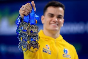 Brasil fecha Pan de ginástica com prata do time masculino 