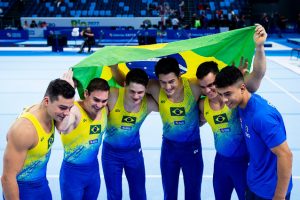 Brasil fecha Pan de ginástica com prata do time masculino 