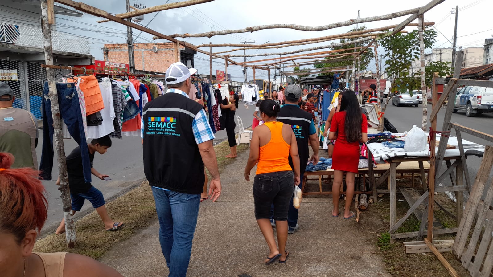 Obstrução de calçadas segue liderando ranking de irregularidade urbana da Prefeitura de Manaus