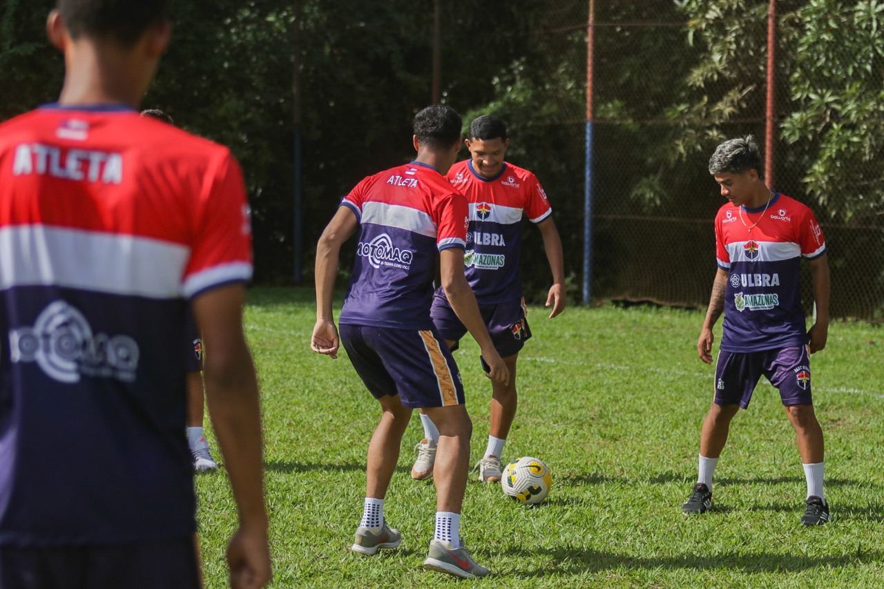 Governo do Amazonas garante passagens para o Fast Clube em competição nacional