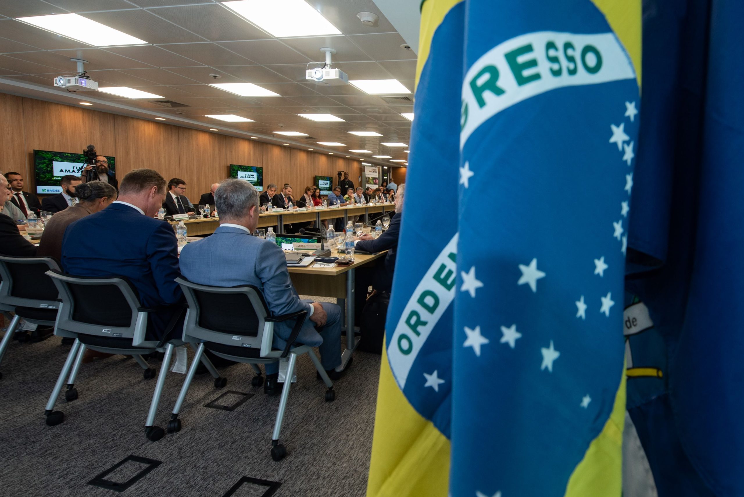 Amazonas defende descentralizar execução de projetos do Fundo Amazônia