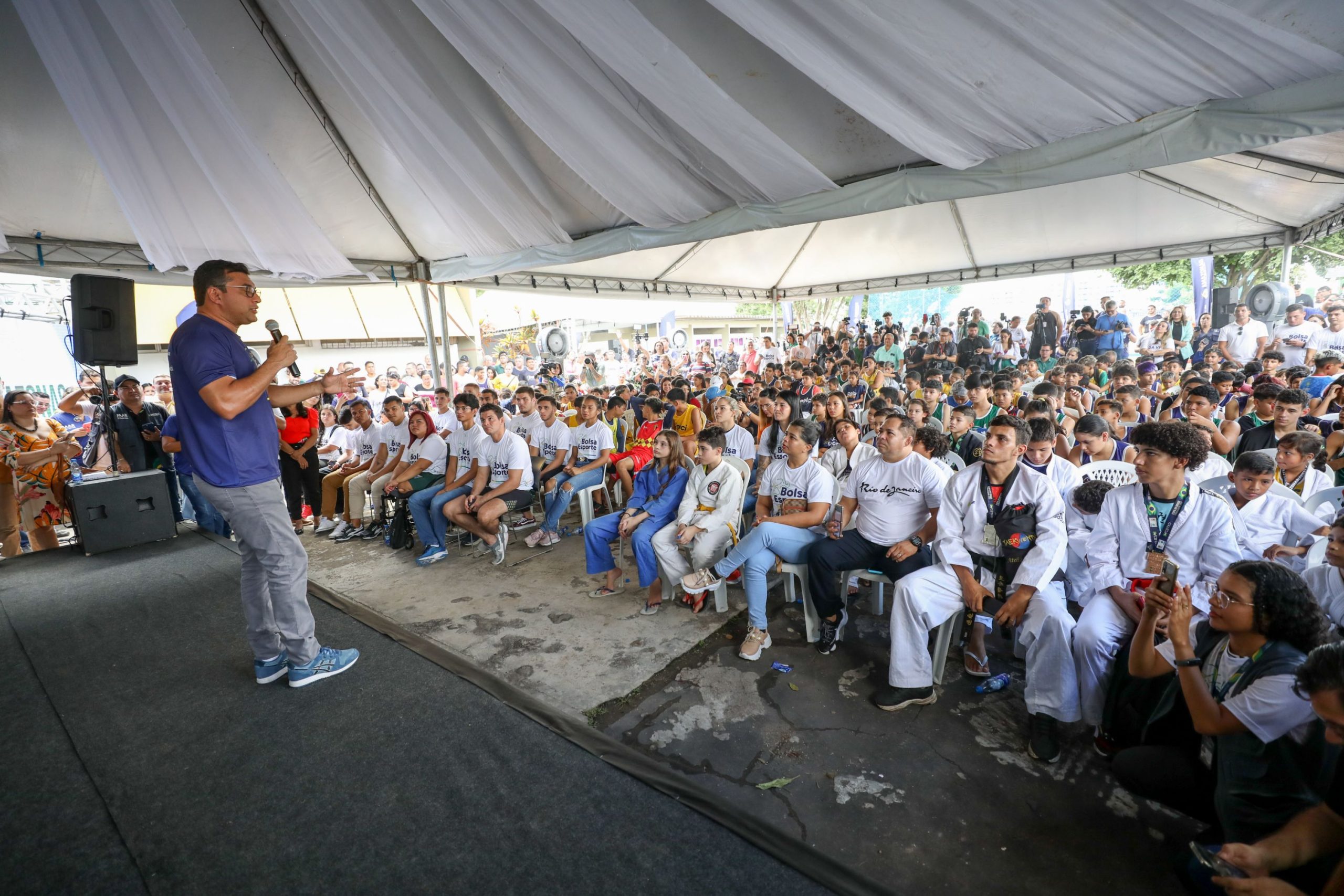 Wilson Lima anuncia pacote de R$ 8 milhões para incentivar atletas de níveis e modalidades diferentes, incluindo olímpicos