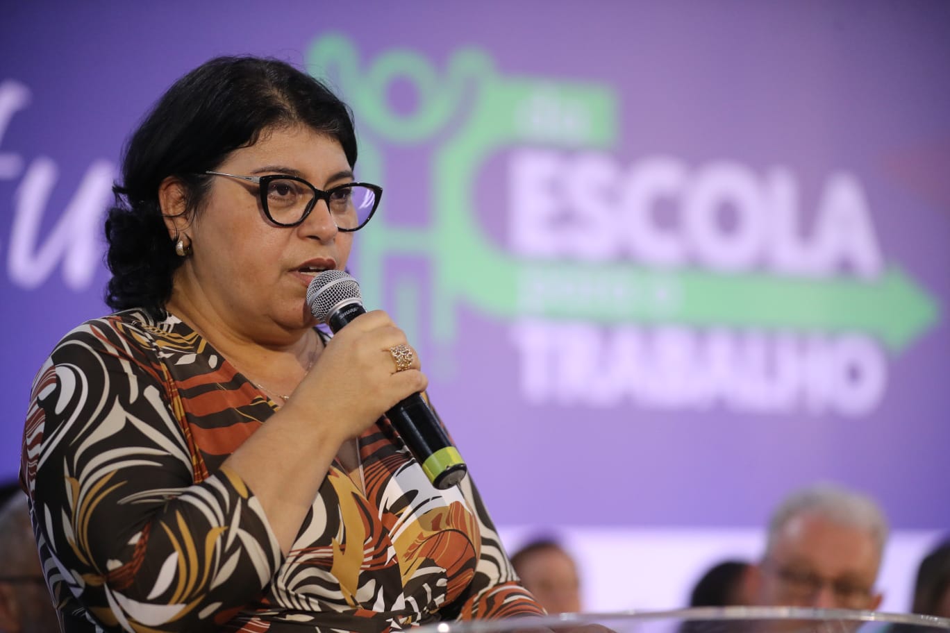 Governo do Amazonas diploma mais de 500 alunos em programas de formação técnica e profissional