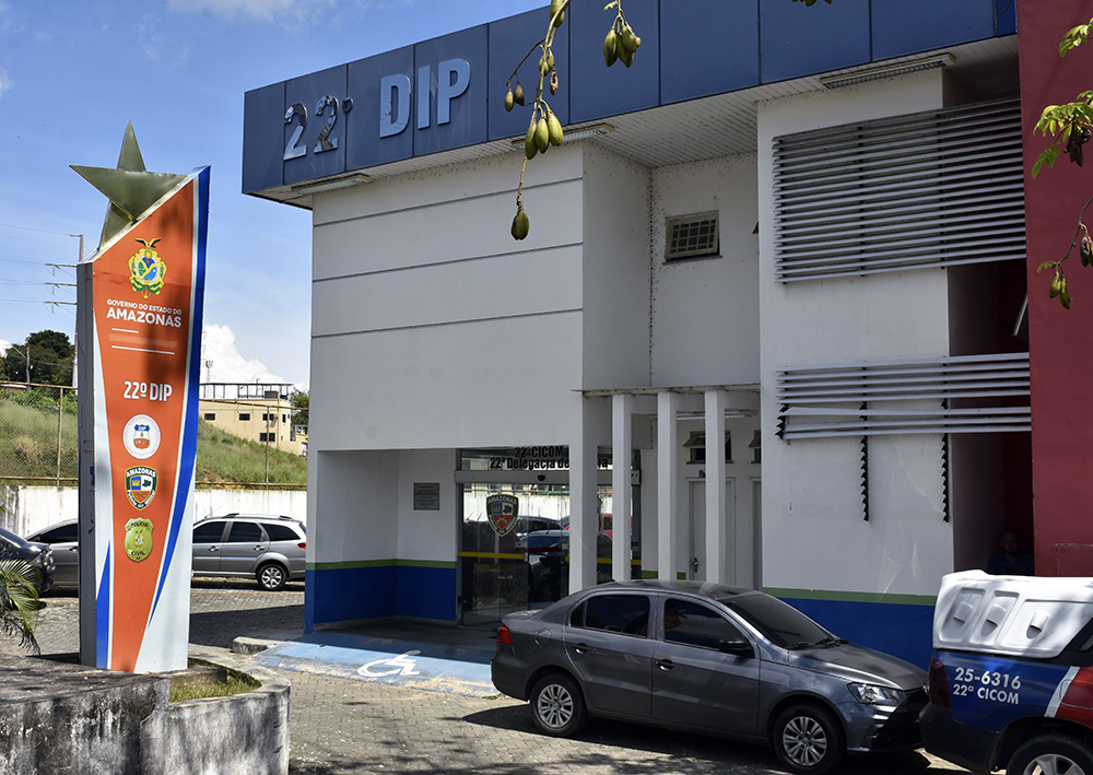 PC-AM prende homem por golpes envolvendo falsos pagamentos em estabelecimentos comerciais de Manaus