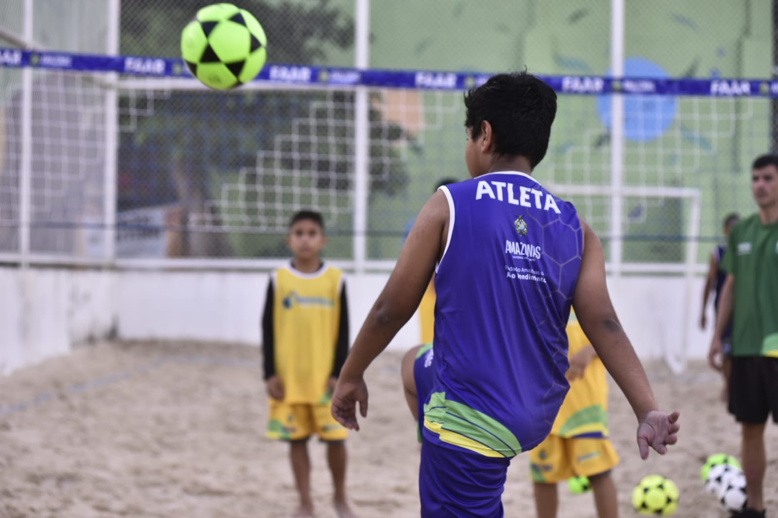 Futevôlei nos Bairros: Projeto socioesportivo do Governo do Amazonas chega na Zona Sul de Manaus