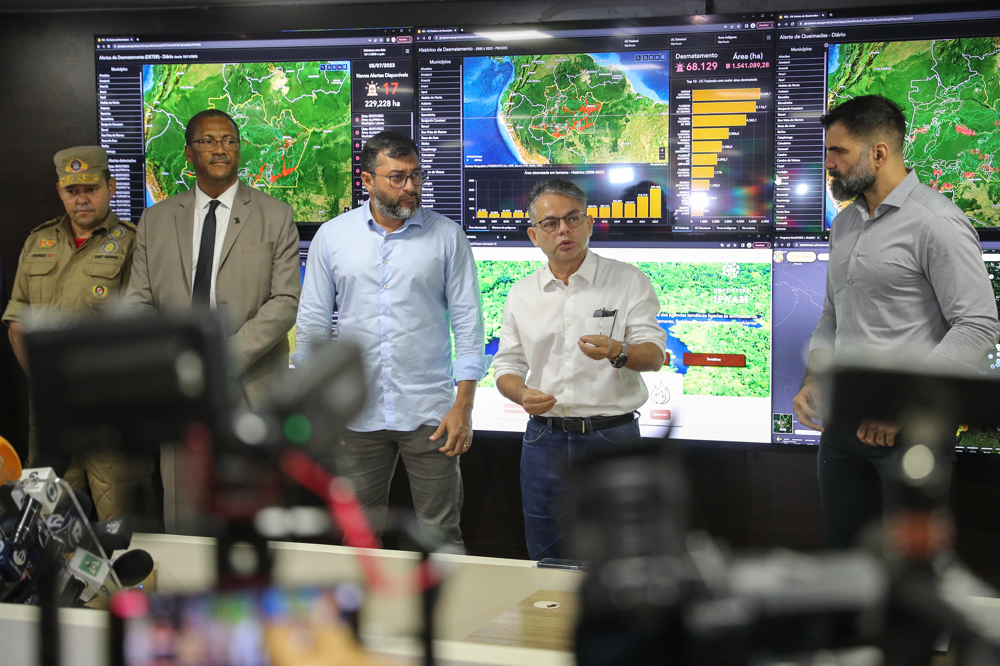 Wilson Lima destaca reforço na operação Tamoiotatá e queda expressiva em desmatamento no Amazonas