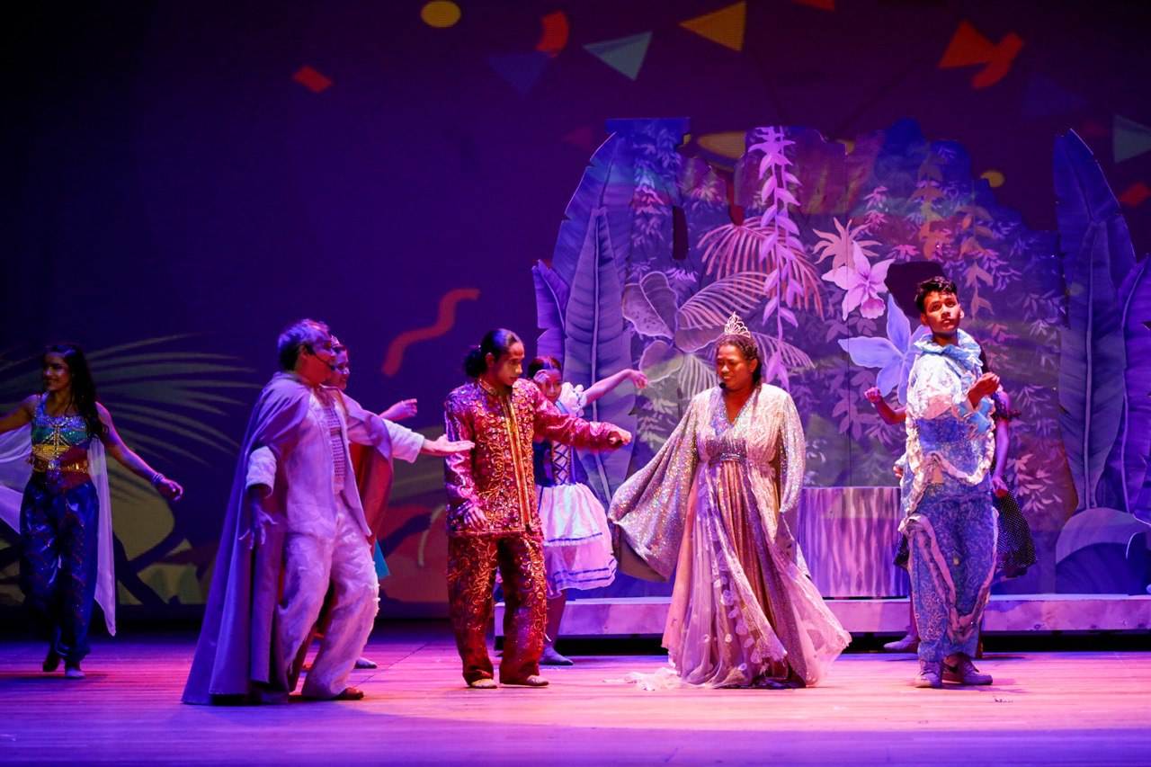 Musical celebra a arte ao alcance de todos no Teatro Amazonas