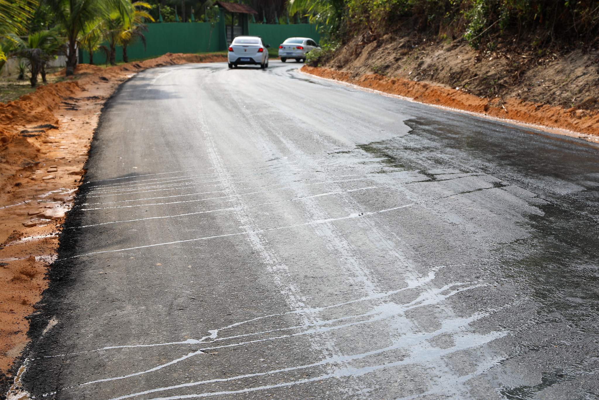 Prefeito entrega 10 quilômetros do ramal Água Branca 1 totalmente asfaltado no aniversário de Manaus