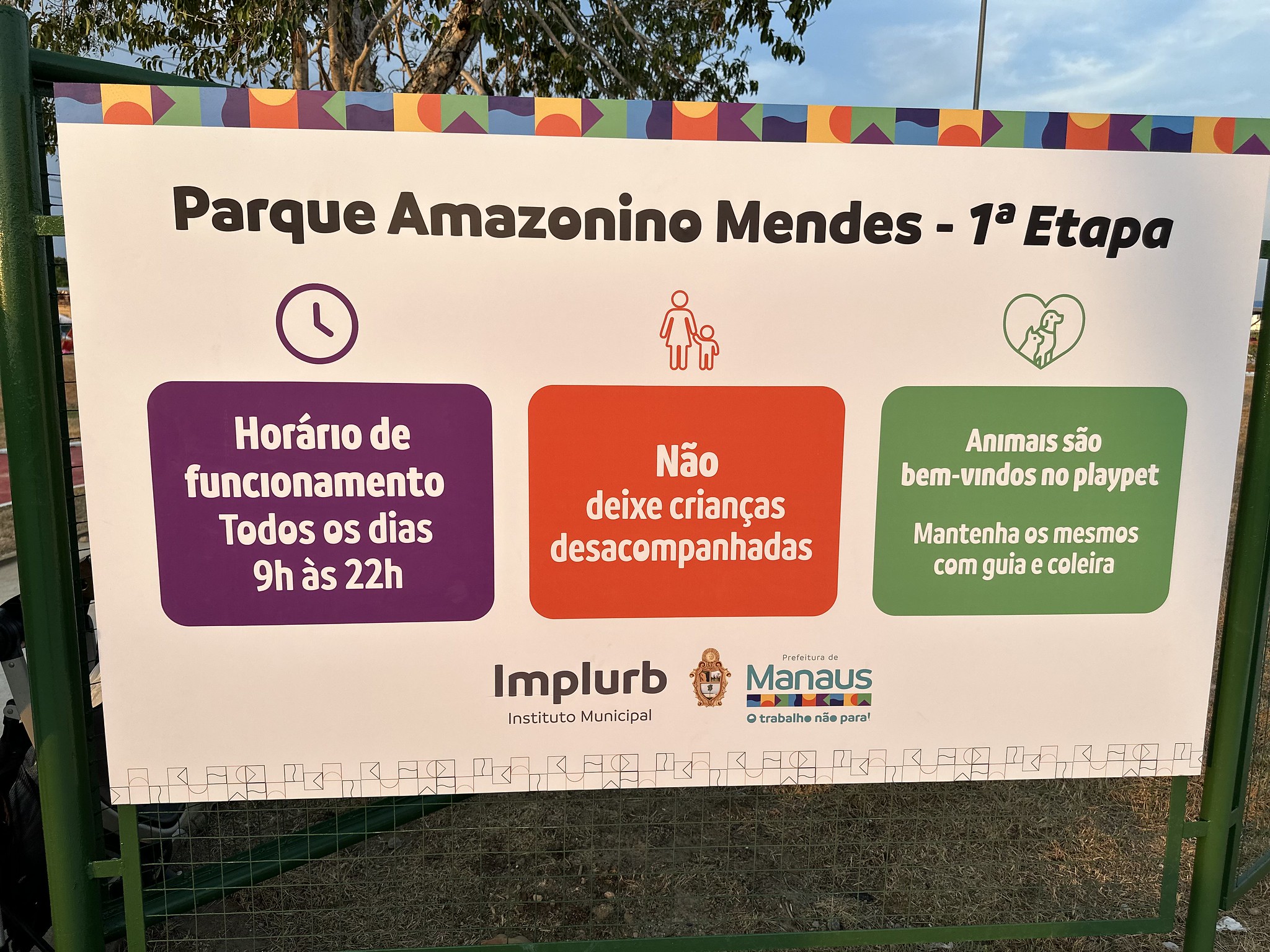 Prefeitura realiza ordenamento de mais de mil vendedores informais durante inauguração do parque Amazonino Mendes