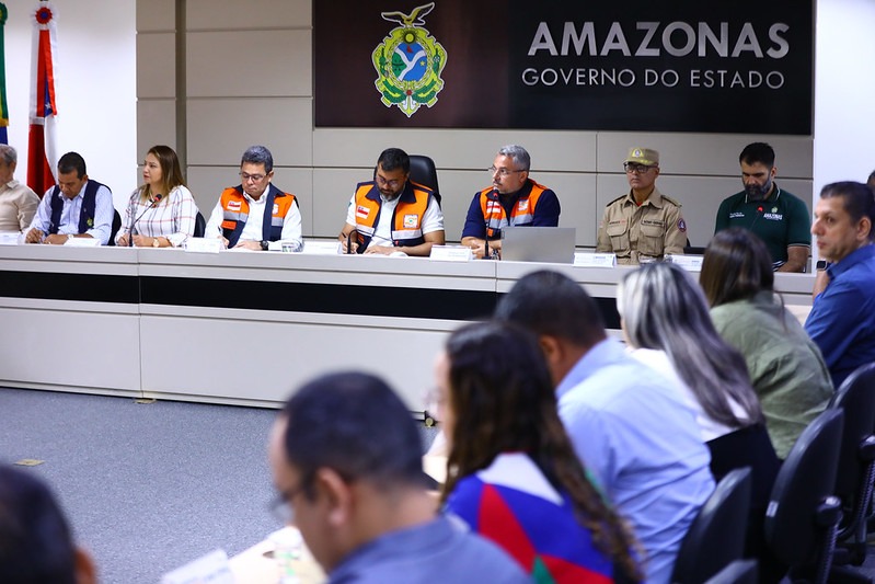 Wilson Lima anuncia redução em focos de calor após reforço de efetivo e ações na região metropolitana de Manaus