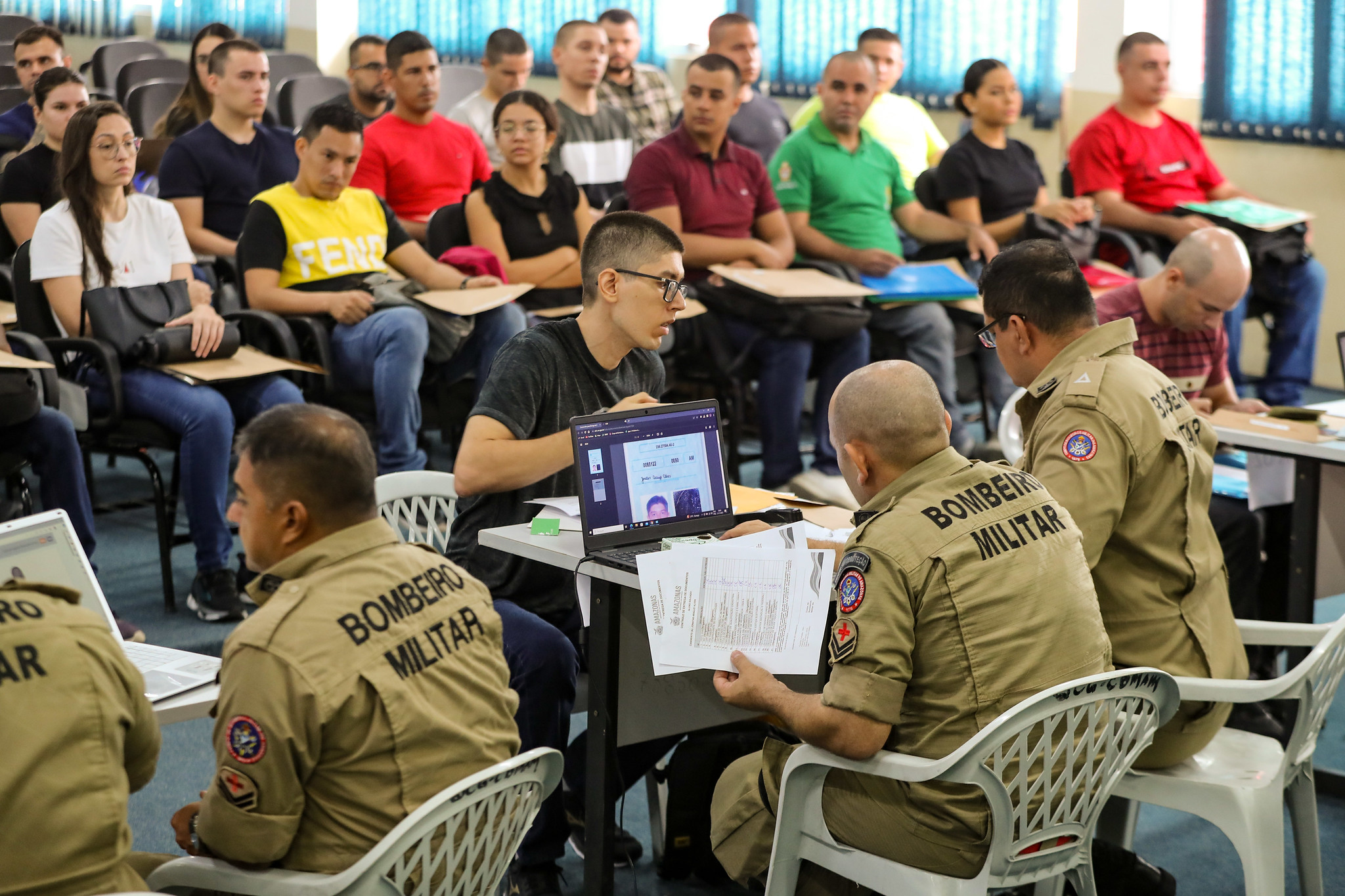 Convocados do concurso do Corpo de Bombeiros iniciam entrega presencial de documentos na corporação