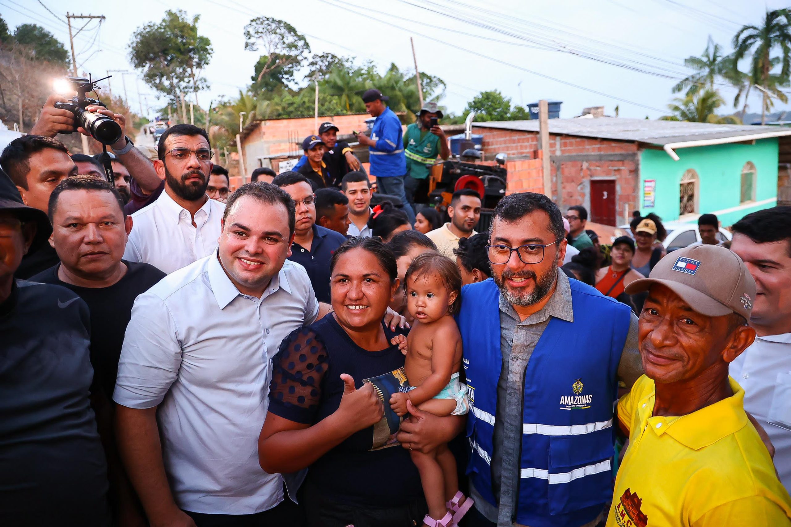 Roberto Cidade ultrapassa Menezes e assume a terceira colocação nas intenções de votos para a Prefeitura de Manaus