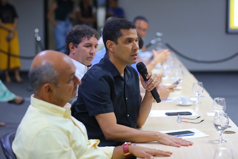 Wilson Lima apresenta plano de implantação do Grupamento de Combate a Incêndio no interior