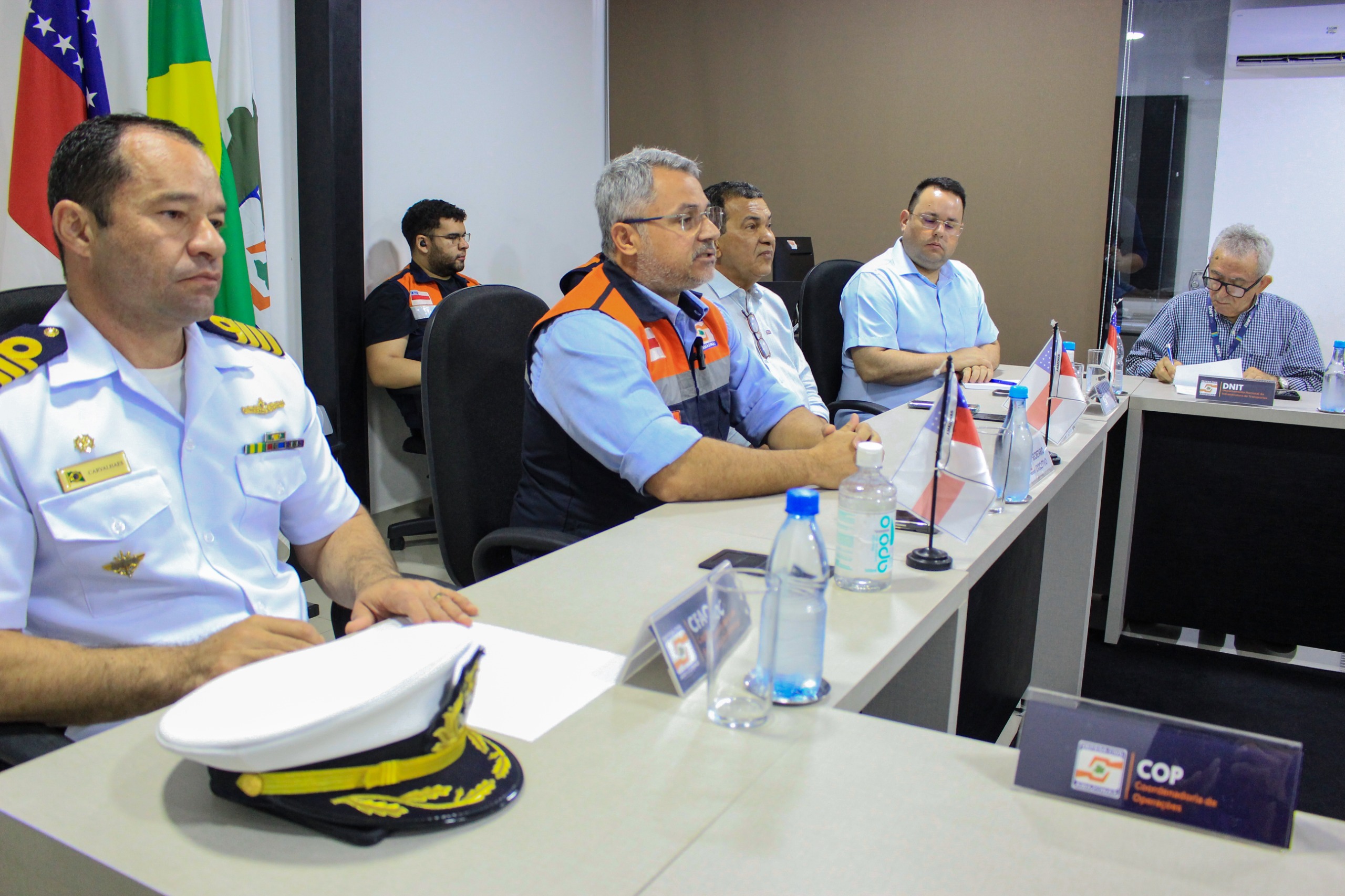 Defesa Civil do Amazonas alerta setores público e privado do estado para possível estiagem em 2024