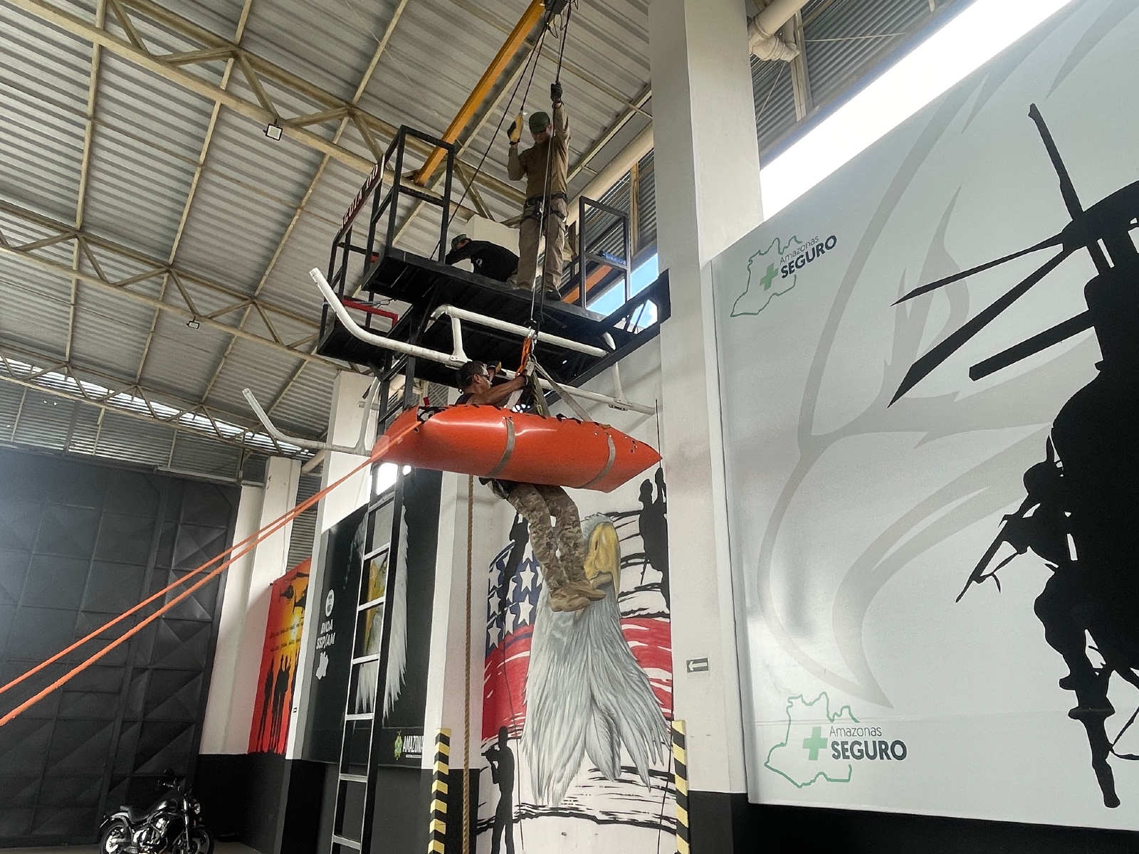 Amazonas é o primeiro estado a ter Plataforma de Simulação de Rapel da Aeronave