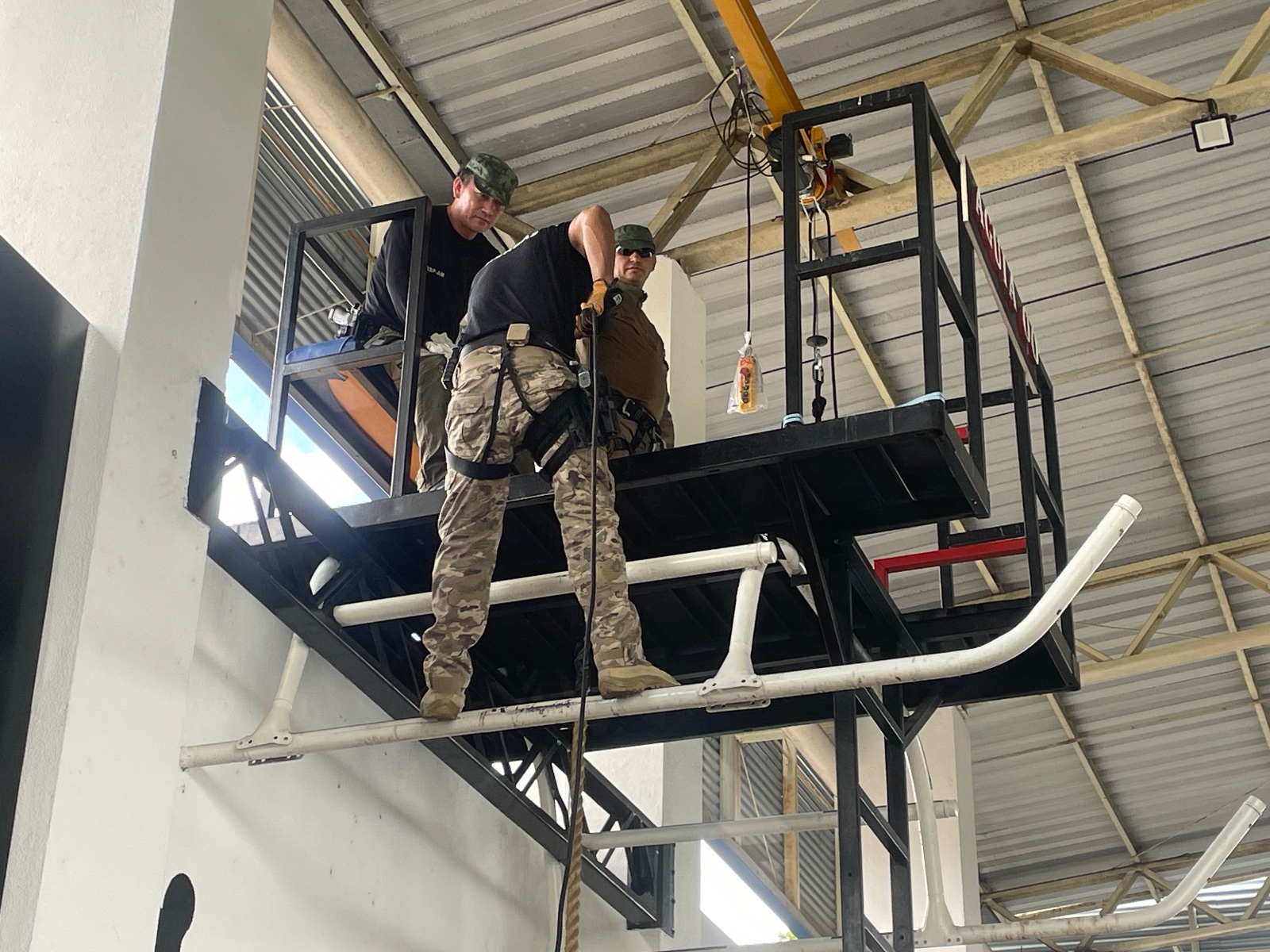 Amazonas é o primeiro estado a ter Plataforma de Simulação de Rapel da Aeronave