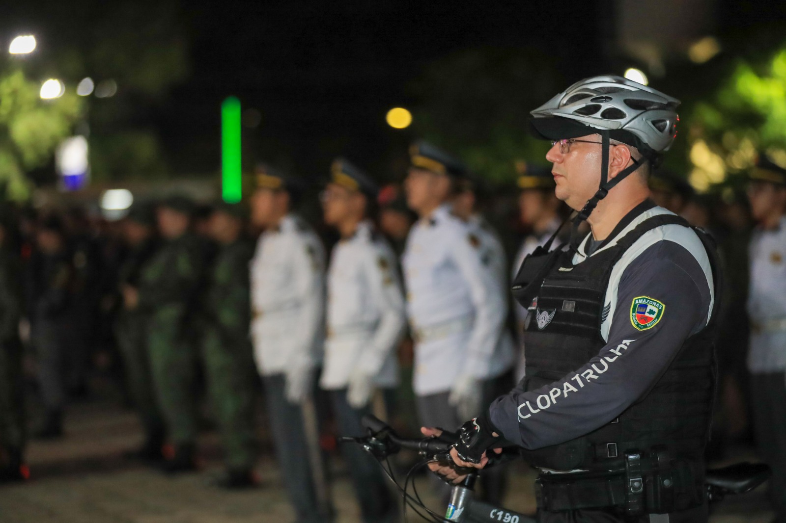 Homenagens marcam solenidade de 187 anos da Polícia Militar do Amazonas