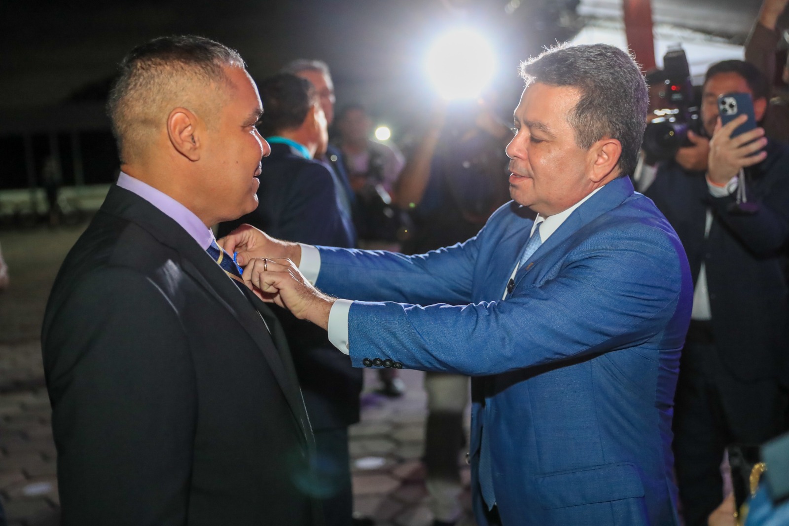 Homenagens marcam solenidade de 187 anos da Polícia Militar do Amazonas
