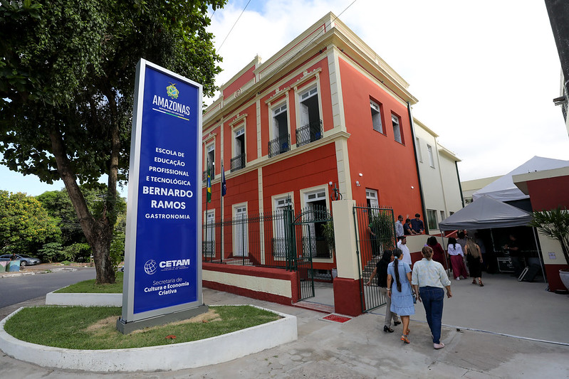 Governo do Amazonas celebra primeiro ano da Escola de Gastronomia Bernardo Ramos do Cetam