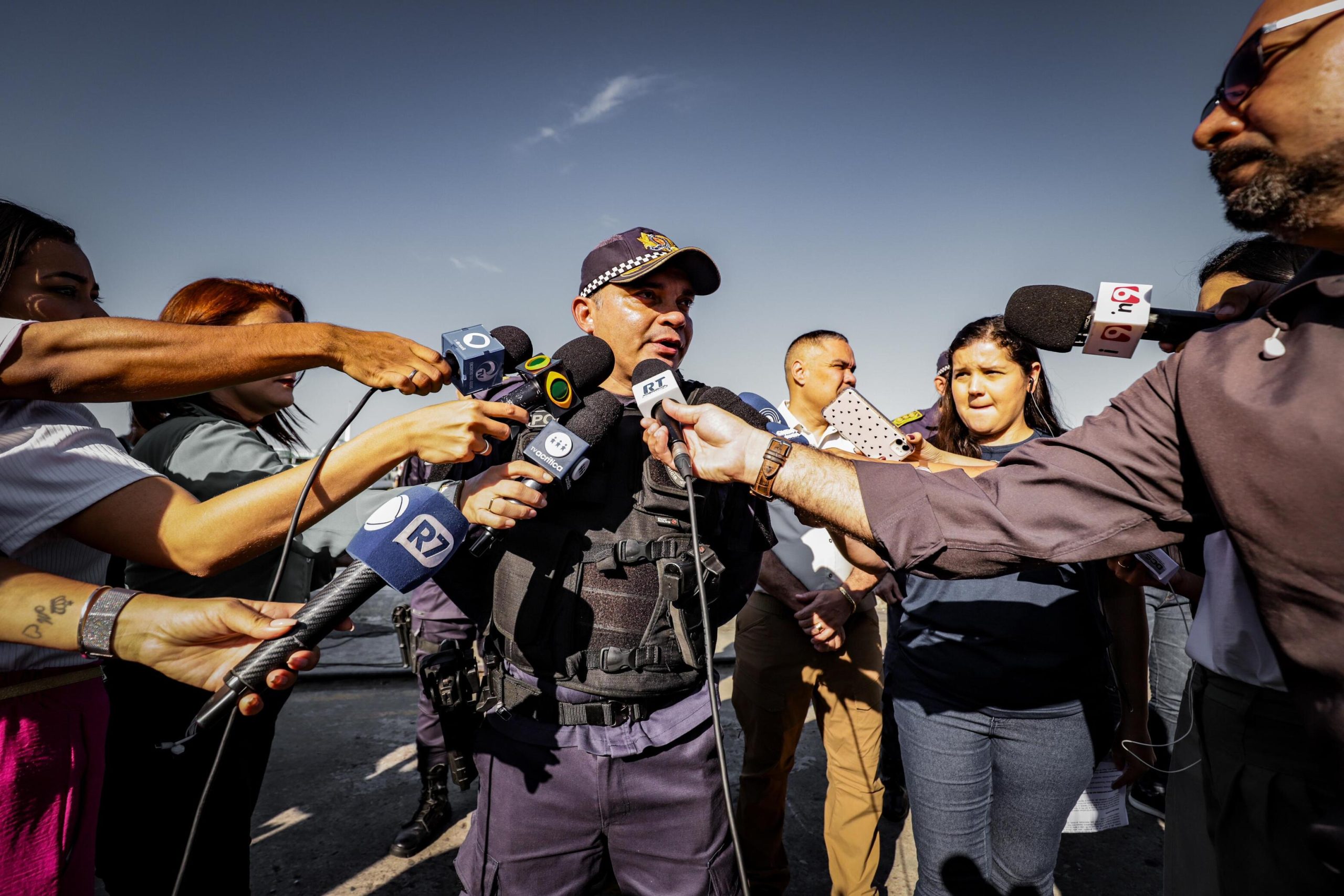 Polícia Militar do Amazonas embarca tropa que vai reforçar a segurança do evento