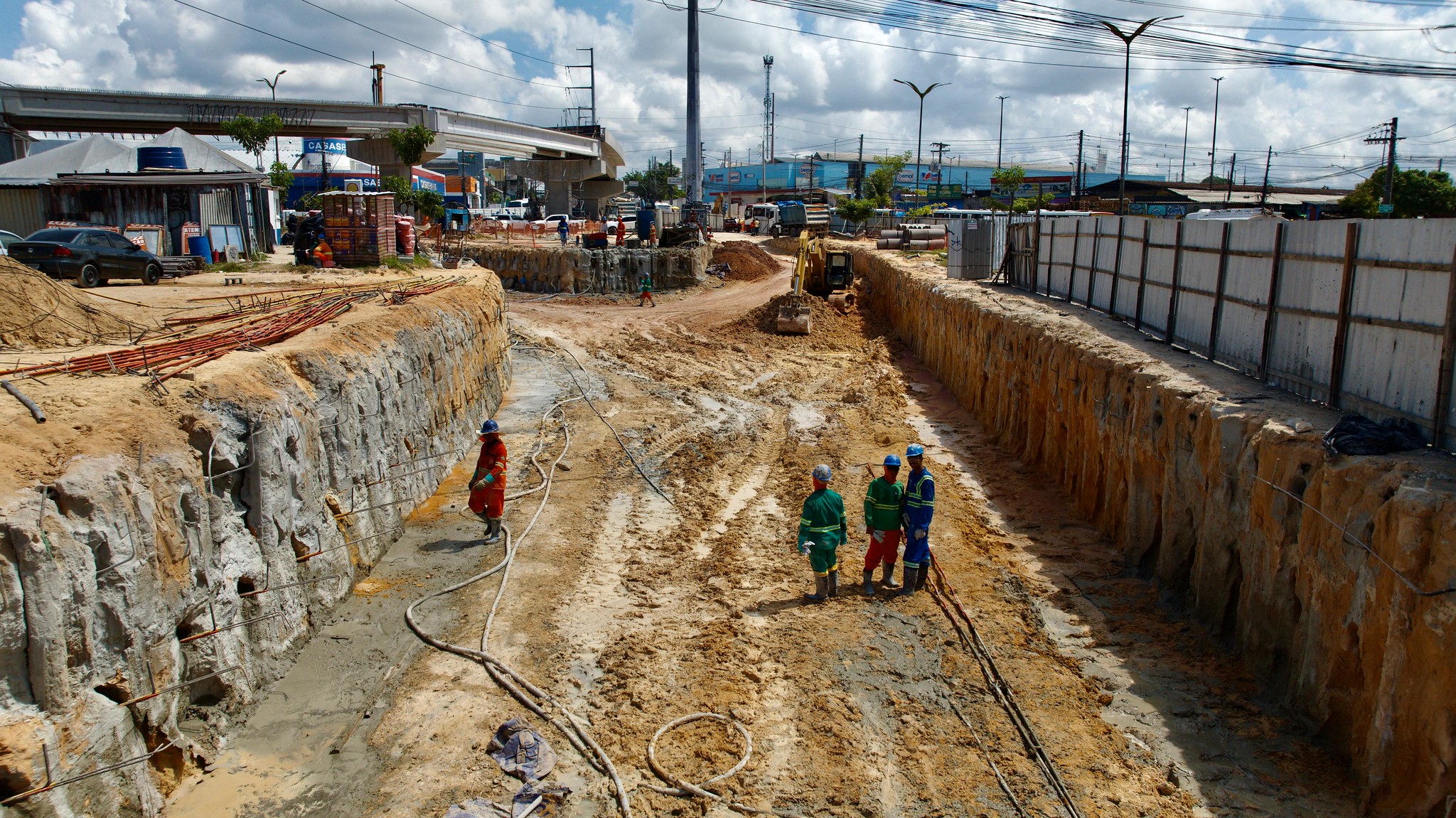 Prefeitura avança nas obras do viaduto Rei Pelé e chega a 70% de execução