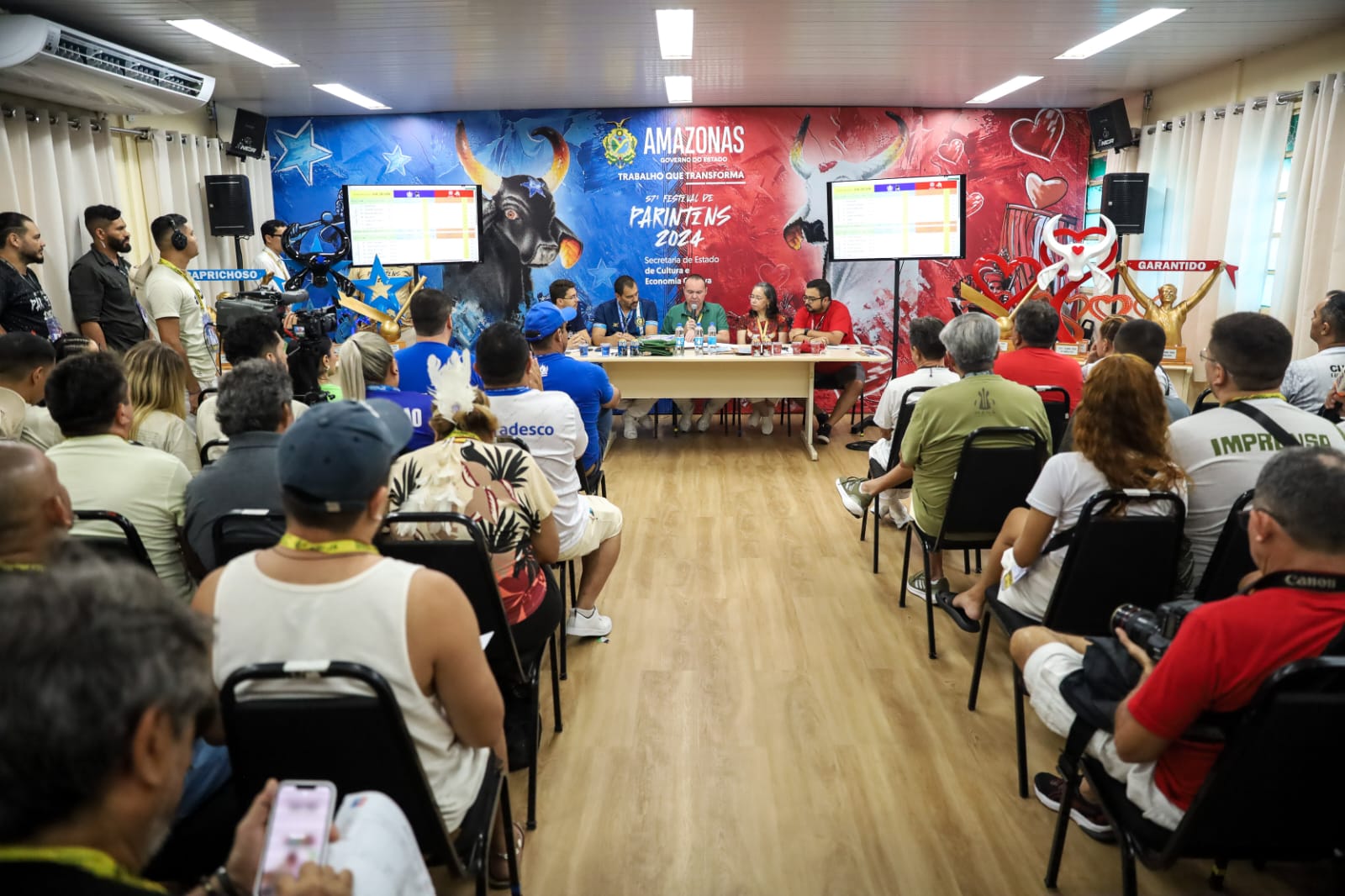 Caprichoso é tricampeão do 57º Festival e soma 26 títulos na história do Touro da Francesa