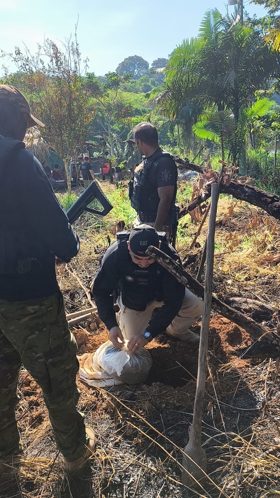 PC-AM prende duas mulheres com mais de mil reais em espécie e drogas durante Operação Boa Vista, em Itacoatiara